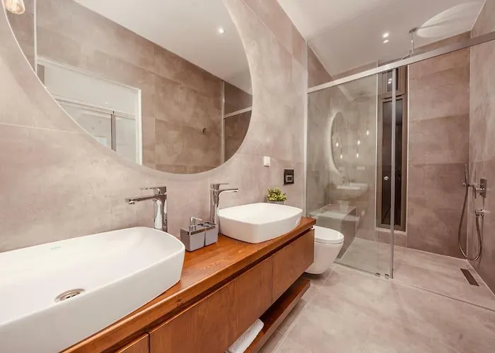 Su In Kalkan 1 * Kas